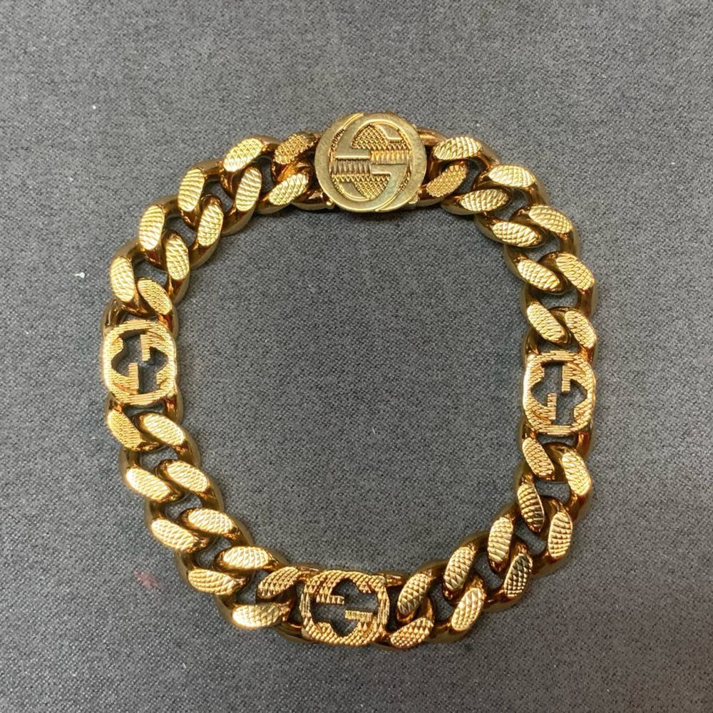 Gucci Interlocking G Gold Tone Curb Link Bracelet